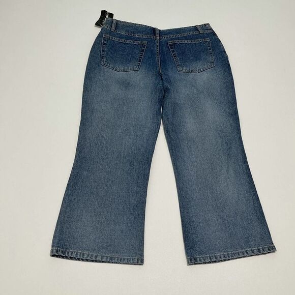 Women's Xhilaration Vintage Wide Leg Cropped Jeans Size 11 Medium Wash Flare - Picture 4 of 12